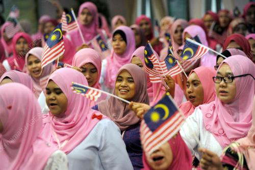 PK02_13082016_UMNO
