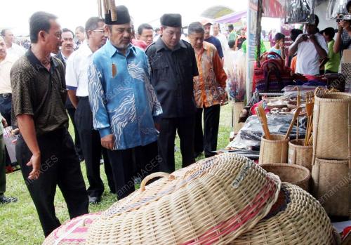 TAJUDDIN ABDUL RAHMAN
