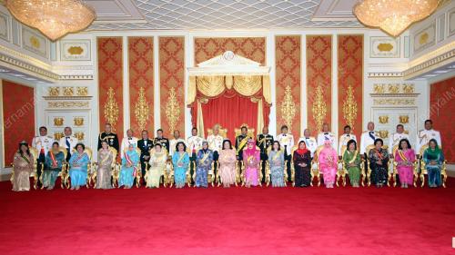SULTAN AZLAN SHAH