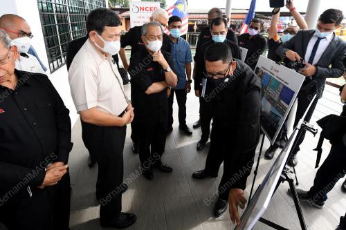 TAN SRI MUHYIDDIN YASSIN