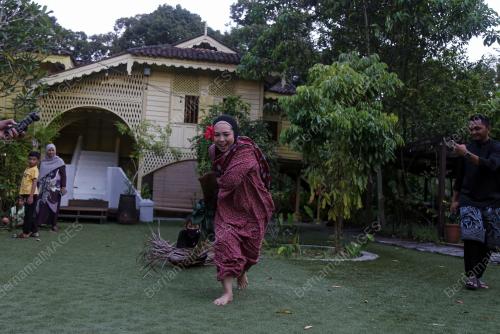 BAGAS ZAKARIAH ORCHARD LODGE