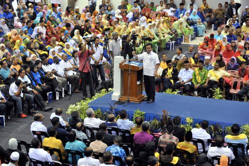 DATUK SERI SHAFIE APDAL
