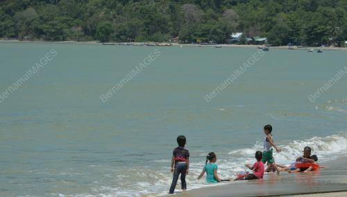 PK02_15102016_AIR_PASANG