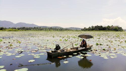 TINJAUAN CUACA PANAS DI TASIK CHENDEROH