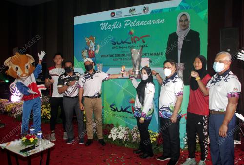 DATUK SERI DR NORAINI AHMAD