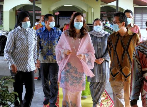 RAJA PERMAISURI PERAK TUANKU ZARA SALIM