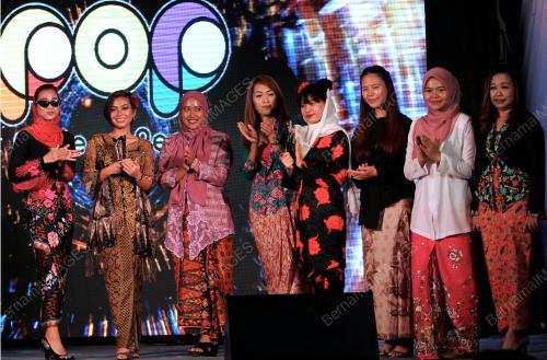 PK02_19012019_KEBAYA