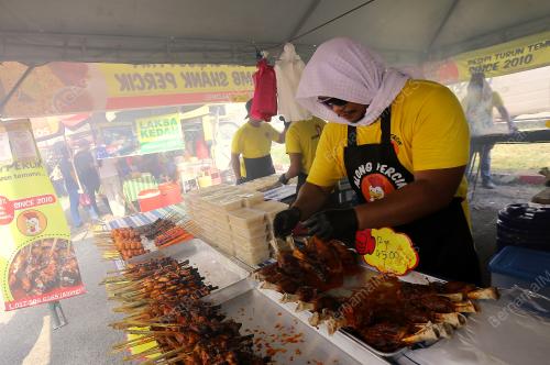 PENIAGA LAMB SHANK PERCIK
