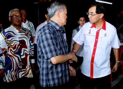 PK02_19052012_JAMUAN