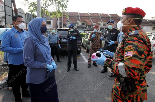DATIN MASTURA YAZID
