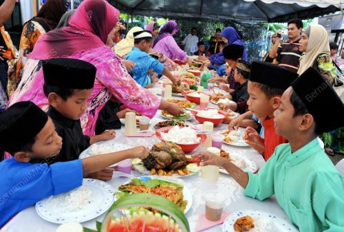 DATUK SERI MOHD NAZRI AZIZ