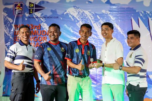 KEJOHANAN REGATTA