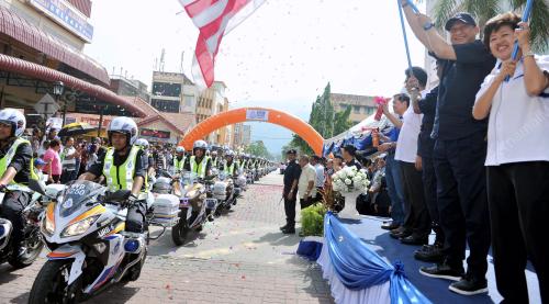 PK02_21042013_POLIS