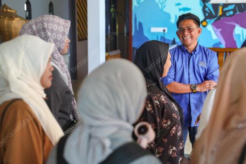 MOHD ZAMZURI SUID