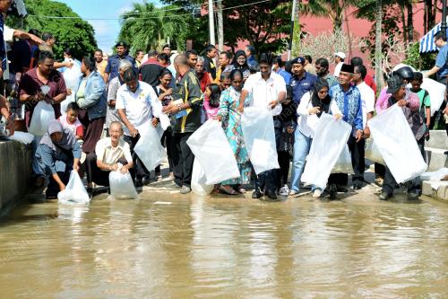 DATUK MOHD HASHIM ABDULLAH