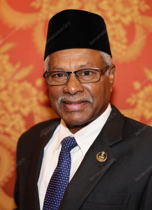 ISTIADAT MENGANGKAT SUMPAH EXCO PERAK