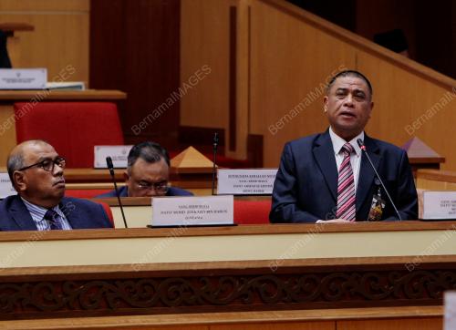 DATUK SERI SAARANI MOHAMAD