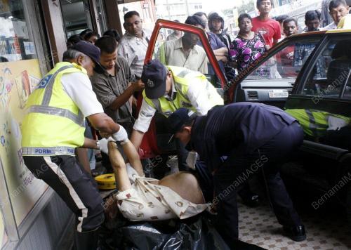 PEMANDU TEKSI MAUT