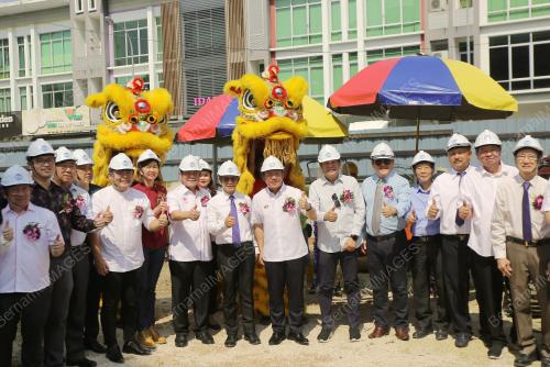 MAJLIS PECAH TANAH BANGUNAN PERAK CHINESE