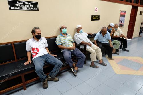 KES LANGGAR PERINTAH KAWALAN PERGERAKAN