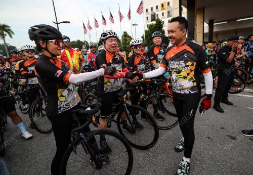 DATUK SERI MOHD YUSRI HASSAN BASRI