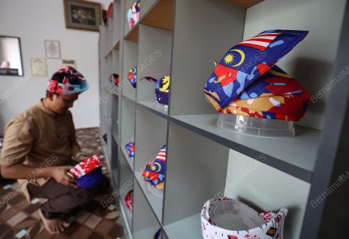 ISKANDAR ZULKARNAIN ZAHARIN