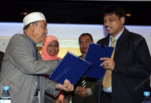 HARUSSANI ZAKARIA