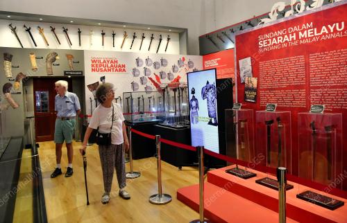 PAMERAN SUNDANG DI MUZIUM PERAK