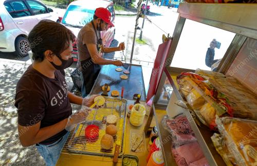 BURGER BUKAN LAGI MAKANAN MALAM