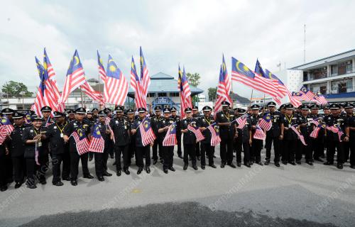 PK02_24082016_POLIS_PERAK