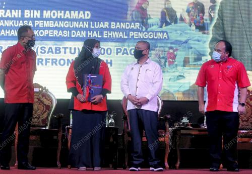DATUK SAARANI MOHAMAD