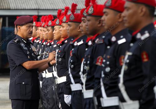 DATUK MOHD YUSRI HASSAN BASRI