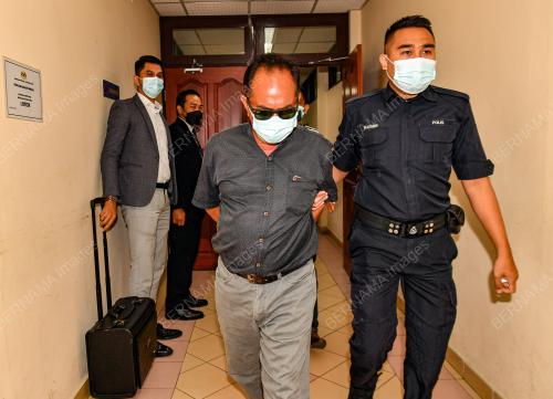 KEPUTUSAN KES RASUAH MEMBABITKAN PESARA POLIS MARIN