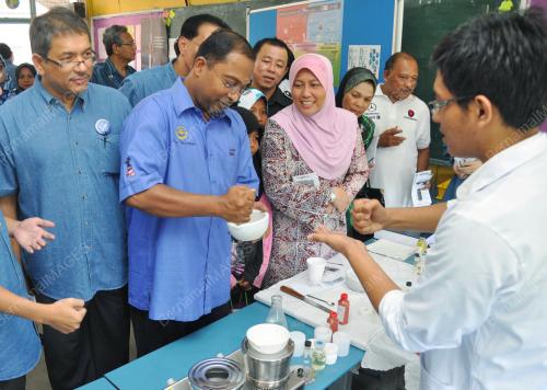 DR. ZAMBRY ABD KADIR