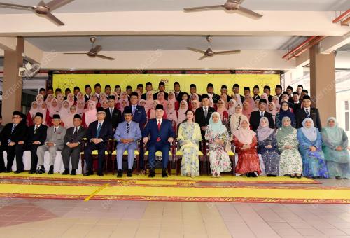 SULTAN PERAK NAZRIN SHAH