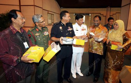 ZAMBRY ABDUL KADIR