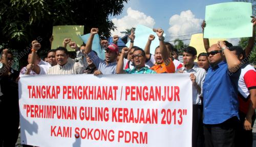 PK02_27122013_BANTAH