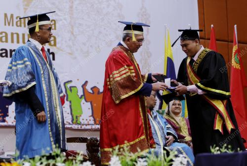 DATUK SHAHRUL ZAMAN YAHYA