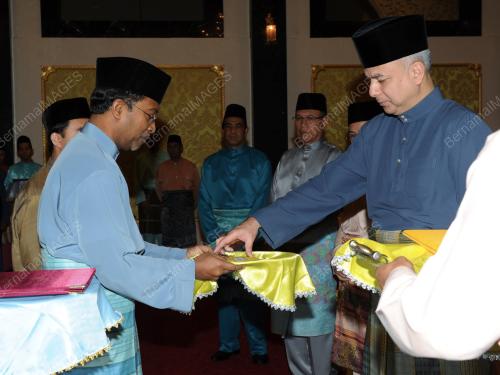 PK02_28072013_ISTANA