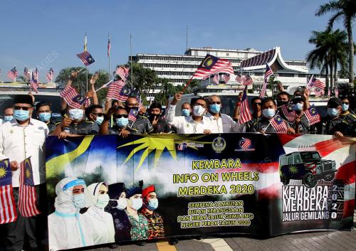 DATUK SERI AHMAD FAIZAL AZUMU
