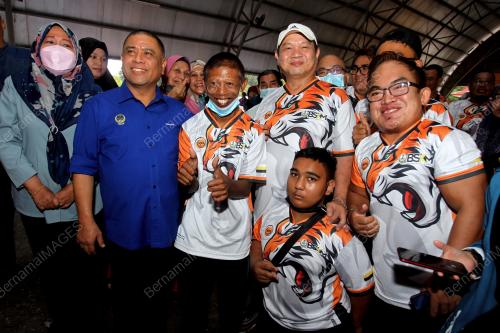 DATUK SERI SAARANI MOHAMAD