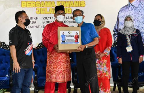 DATUK SERI AHMAD FAIZAL AZUMU
