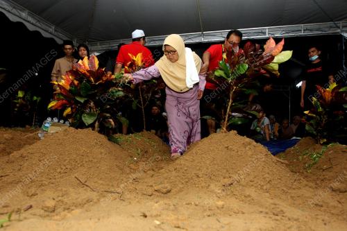 KEMALANGAN MAUT LIMA SEKELUARGA