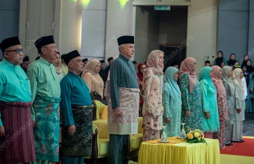 SULTAN PERAK SULTAN NAZRIN SHAH