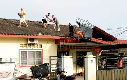 KESAN RIBUT