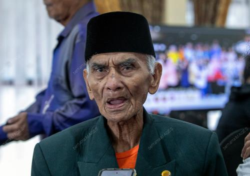DATUK ABDUL AZIZ ABDULLAH