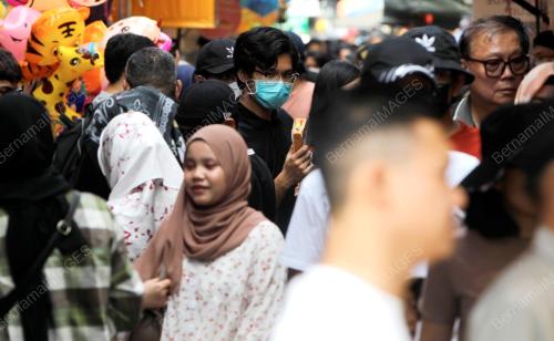 PEMAKAIAN PELITUP MUKA DI TEMPAT AWAM