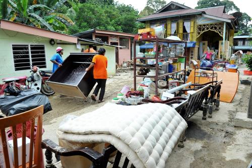 PK03_04012015_BANJIR