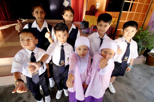 PK03_04012016_KEMBAR_TAHUN_SATU