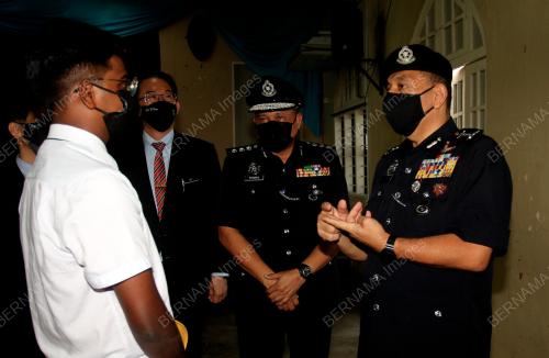 DATUK MIOR FARIDALATHRASH WAHID